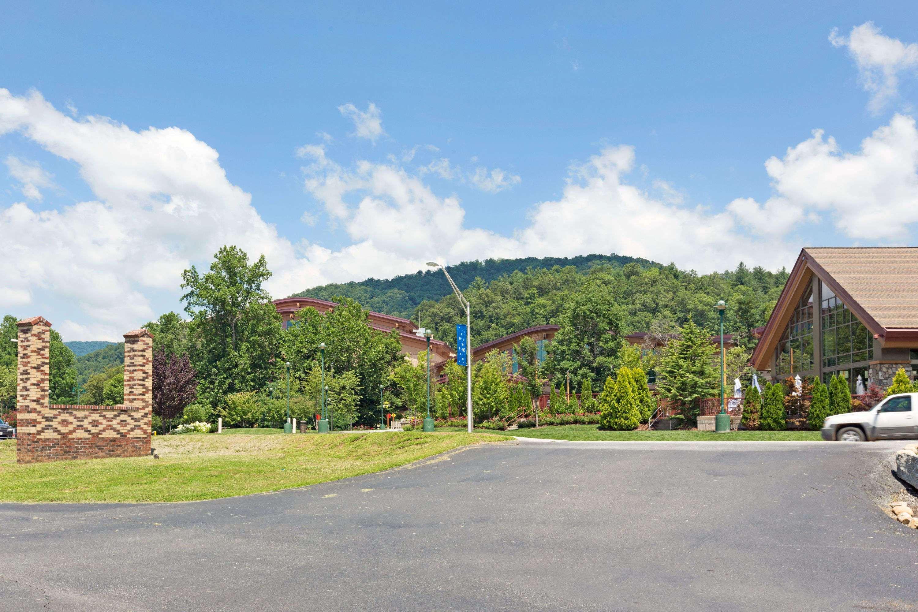 Days Inn By Wyndham Cherokee Near Casino Екстер'єр фото
